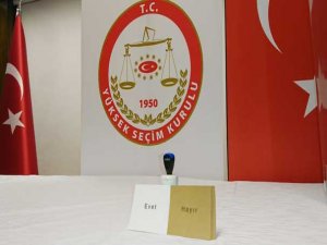 YSK oy pusulalarını tanıttı
