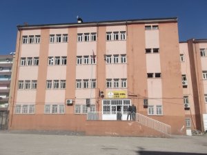Namık Kemal Lisesi bölge şampiyonu oldu
