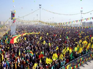 Diyarbakır’da Nevruz hareketliliği başladı