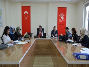 Diyarbakır’da erken yaşta evlilikler masaya yatırıldı