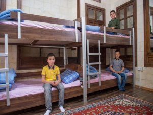 Eski konak Suriyeli yetimlere yuva oldu