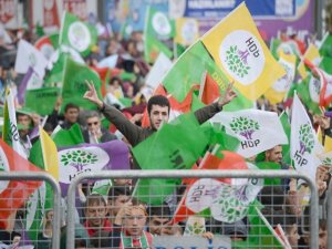 Diyarbakır’daki final mitinginde konuşan Baydemir: Referandum değil, Mahkeme günü