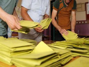 YSK referandum sonuçlarına itirazları görüşmek üzere toplandı