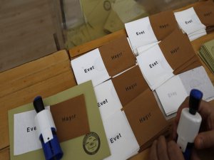 Oy ve Ötesi'nden referandum raporu: 100 bine yakın oyun dağılımında uyuşmazlık