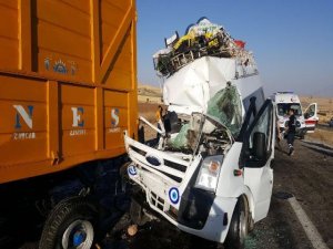 Siirt'te trafik kazası: 14 yaralı