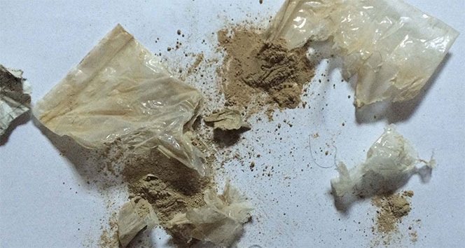 Eroini bebeğin bezinde gizlemişler