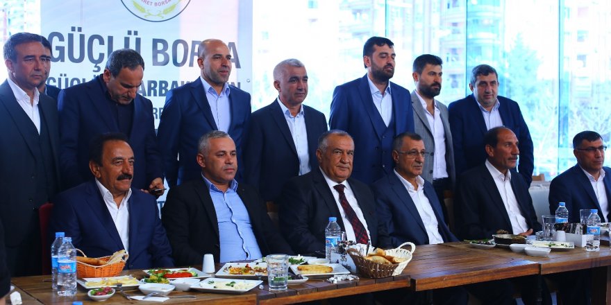 Akyıl ve ekibi, projelerini anlattı