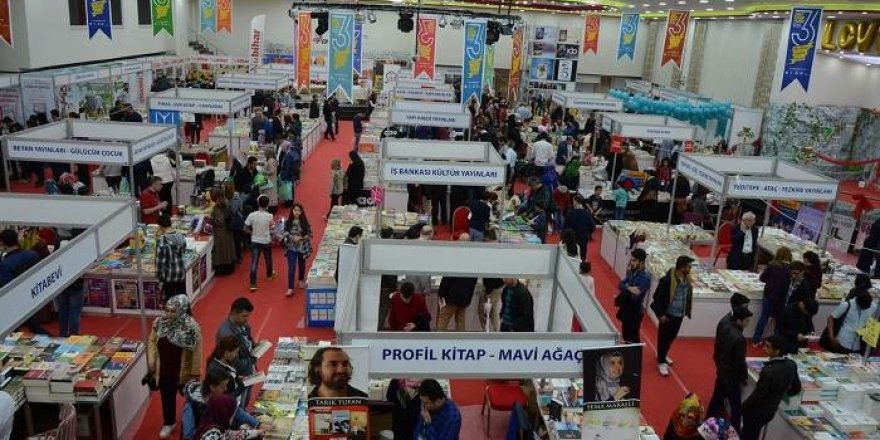 Siirt Kitap Fuarı Kapılarını Açtı