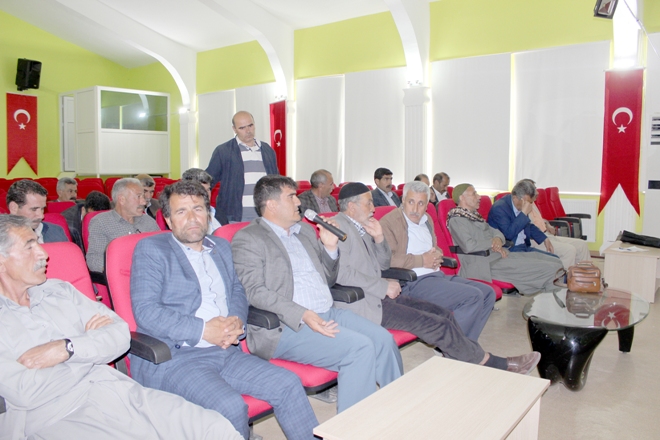 Muhtarlarla ‘Eğitim’ toplantısı