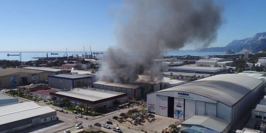 Antalya Serbest Bölge'de yangın