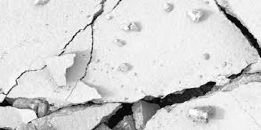 Ege Denizi'nde 4.8 büyüklüğünde deprem