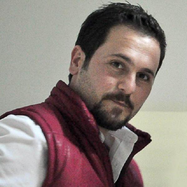 Yerel gazeteciye silahlı saldırı