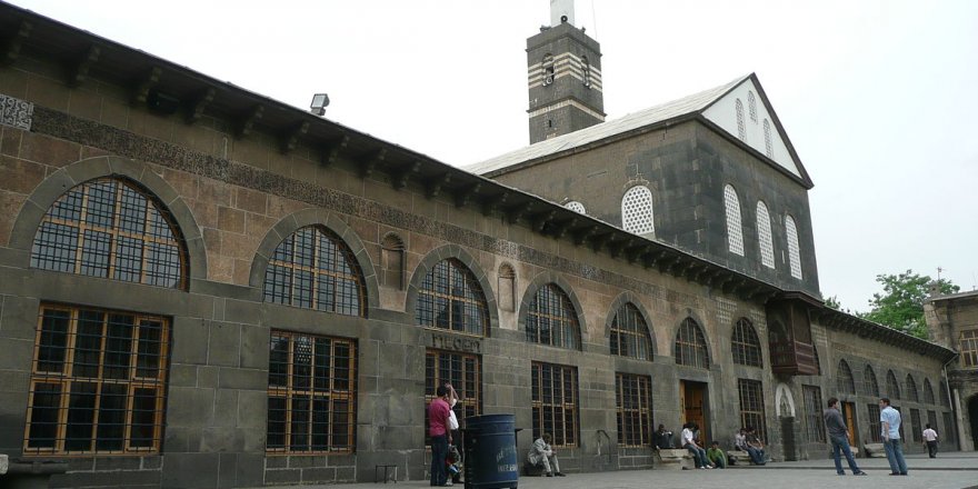 Diyarbakır'ın musiki geçmişi yayına dönüştü