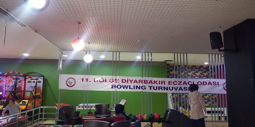 Eczacılar odasından bowling turnuvası