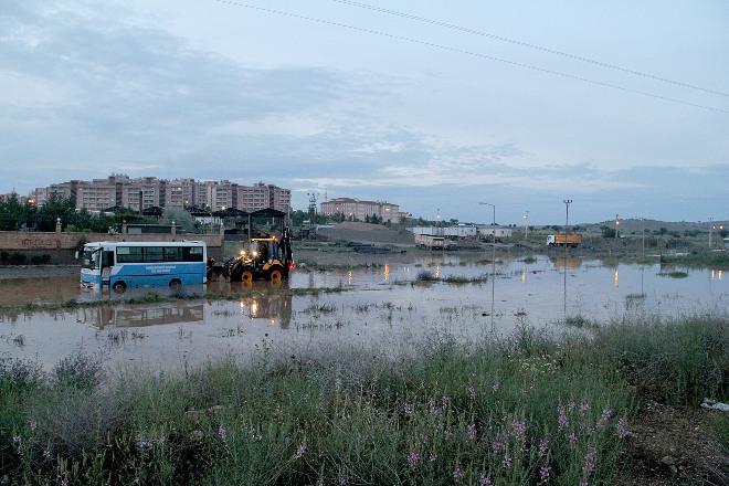 Mardin'de şiddetli sağanak