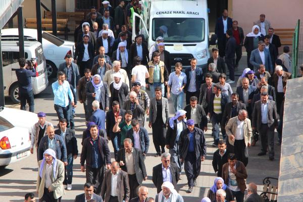 Trafik kazasında aynı aileden 4 kişi öldü