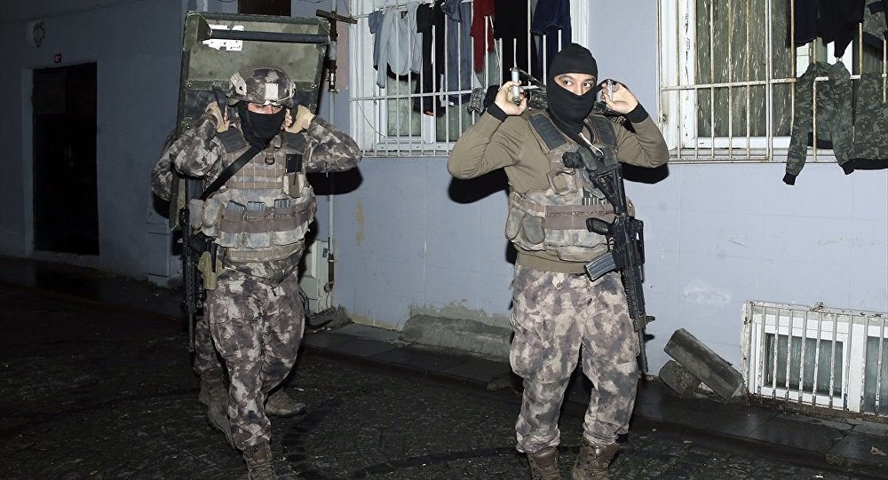 İstanbul'da IŞİD operasyonu: 51 gözaltı