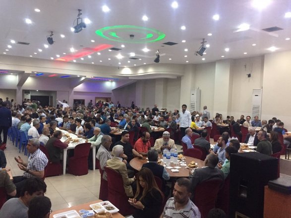 Eski vekil Kavar aşiretini iftarda bir araya getirdi