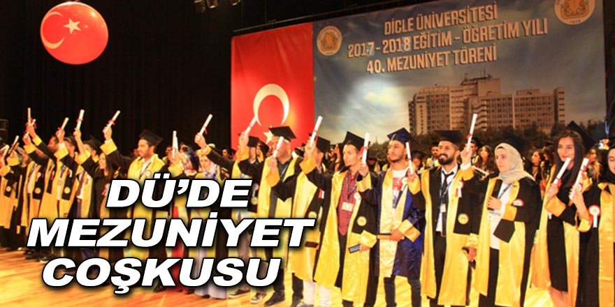 DÜ’DE MEZUNİYET COŞKUSU