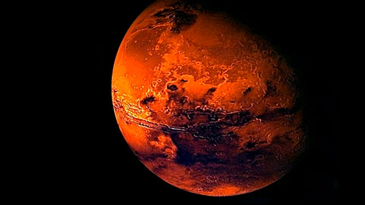 Kızıl Gezegen Mars'ta göl bulundu!