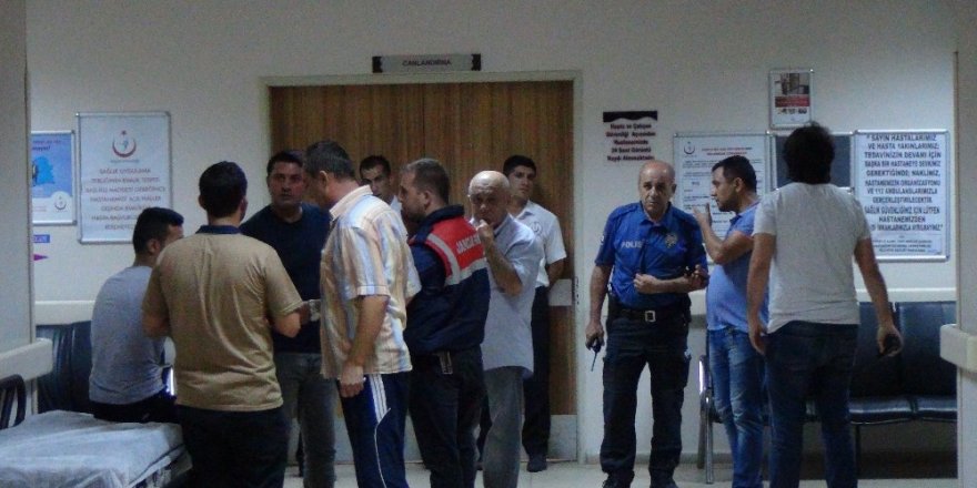 Bıçaklı Kavga: 1 Ölü, 2 Yaralı