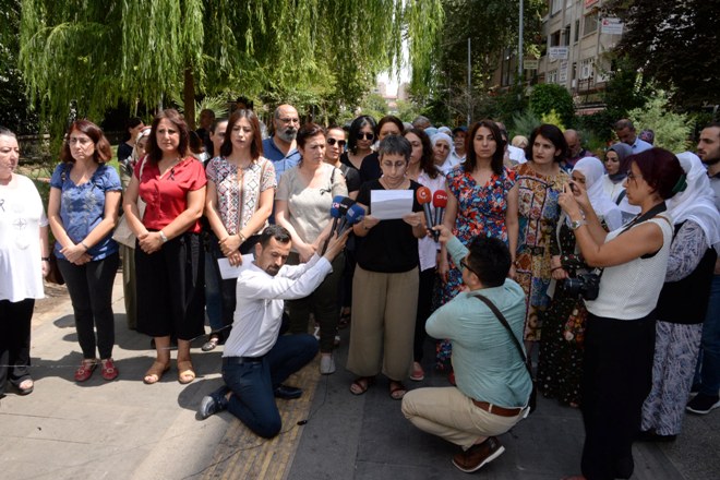 Katledilen Ezidiler anıldı