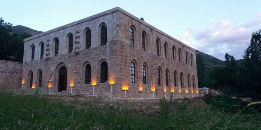 Muhteşem Görüntüsü İle Göz Kamaştırdı