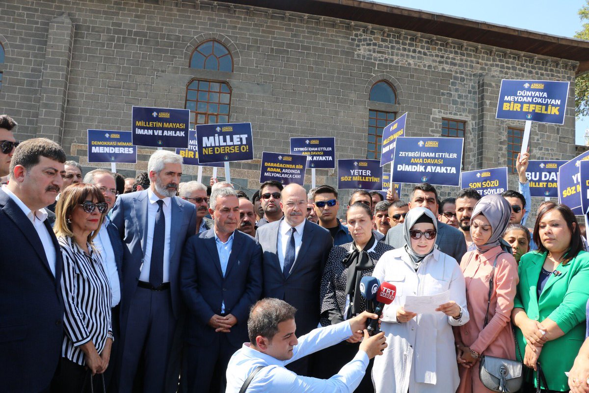 Menderes ve arkadaşları için Diyarbakır'da anma etkinliği yapıldı