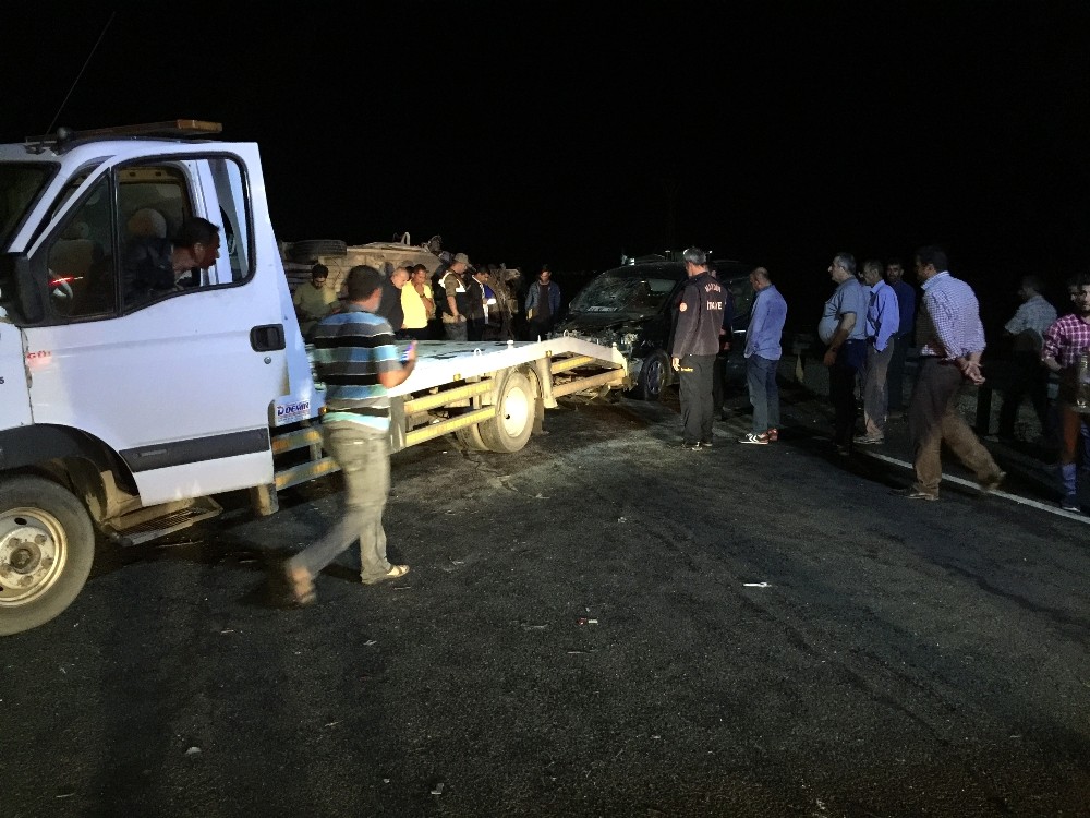 Mardin'de kaza: 14 yaralı