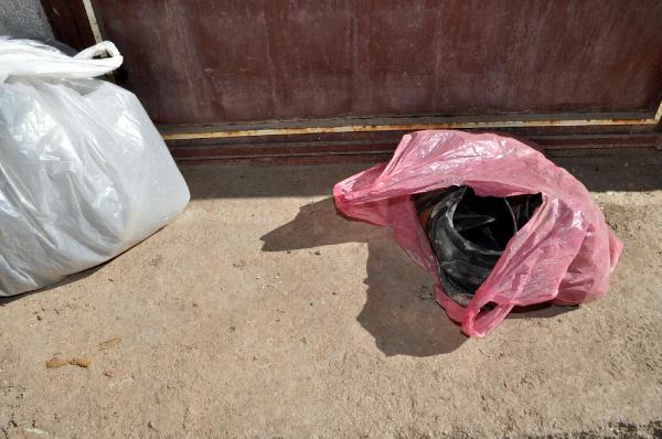 Diyarbakır'da bir işçi çöken duvarın altında kalarak can verdi