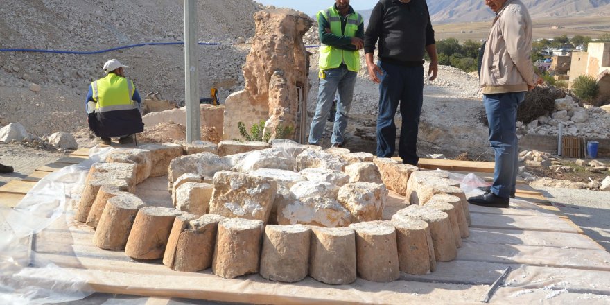 Hasankeyf'te iki cami minaresinin taşınma işleminde sona yaklaşıldı
