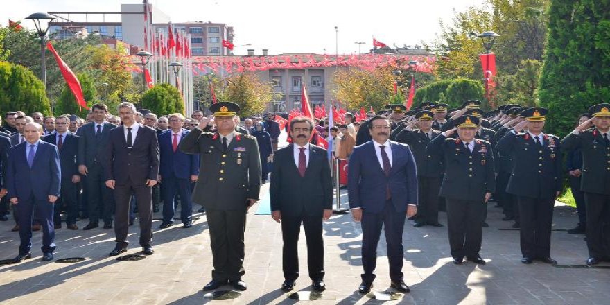 Atatürk'ün Diyarbakır'a gelişinin 81. Yılı kutlandı