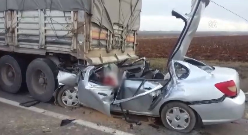 Diyarbakır'da feci kaza: 4 ölü