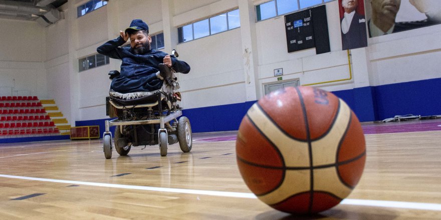 Diyarbakır'ın "Erol Taş"ı, engellilerin "iyi kalpli" adamı