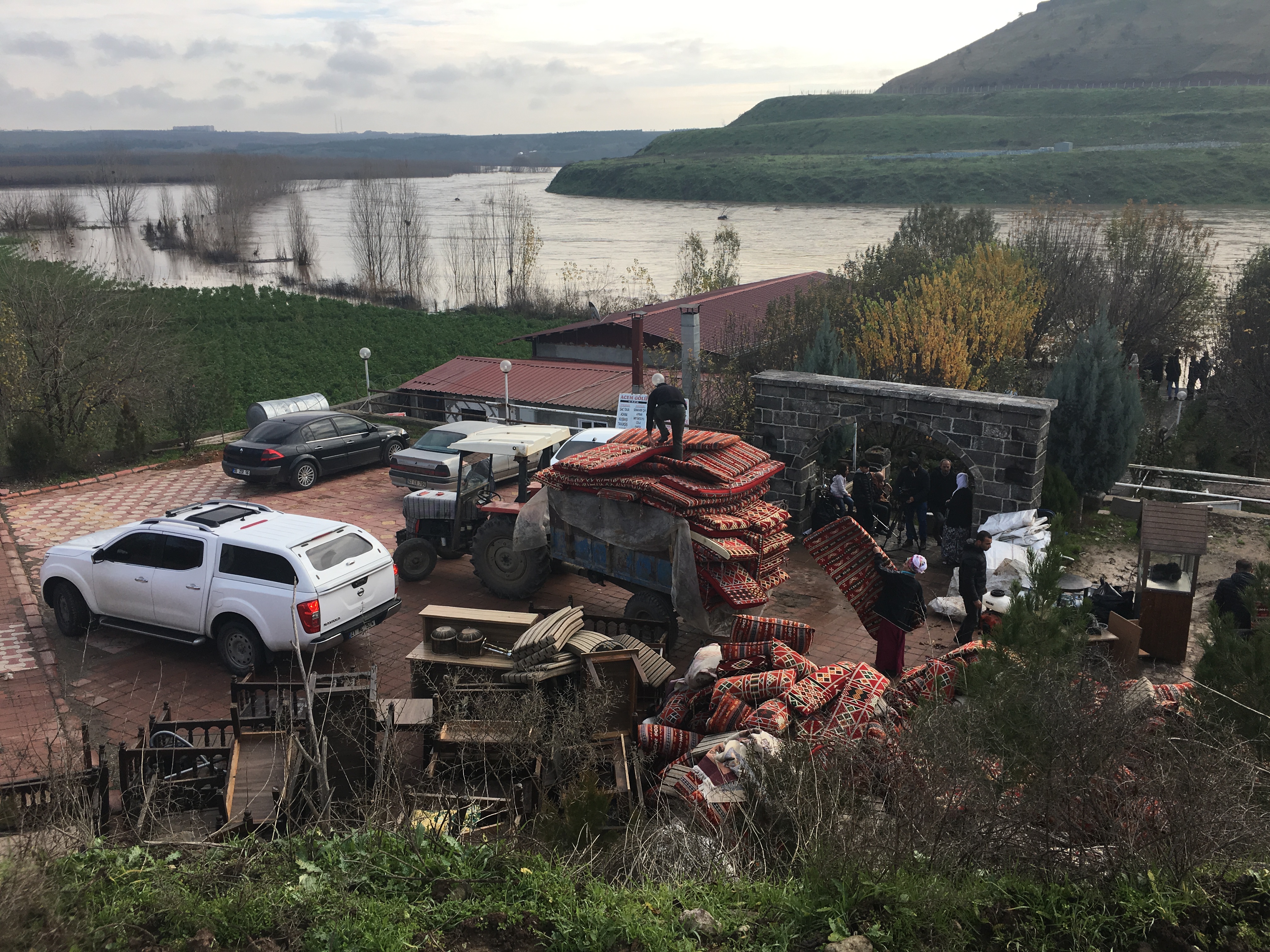 VİDEO- Baraj patladı, çok sayıda yer su altında kaldı; Bölgede son durum ne?
