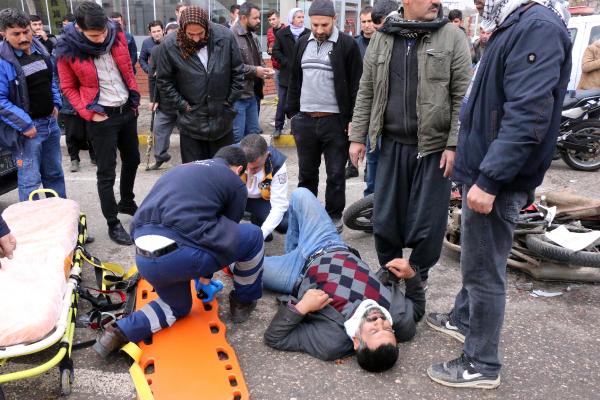 Siverek'te kaza anı güvenlik kamerasına yansıdı