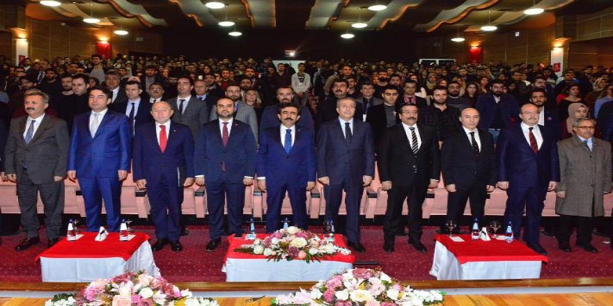 Girişimcilik kariyer ve gençlik zirvesi yapıldı