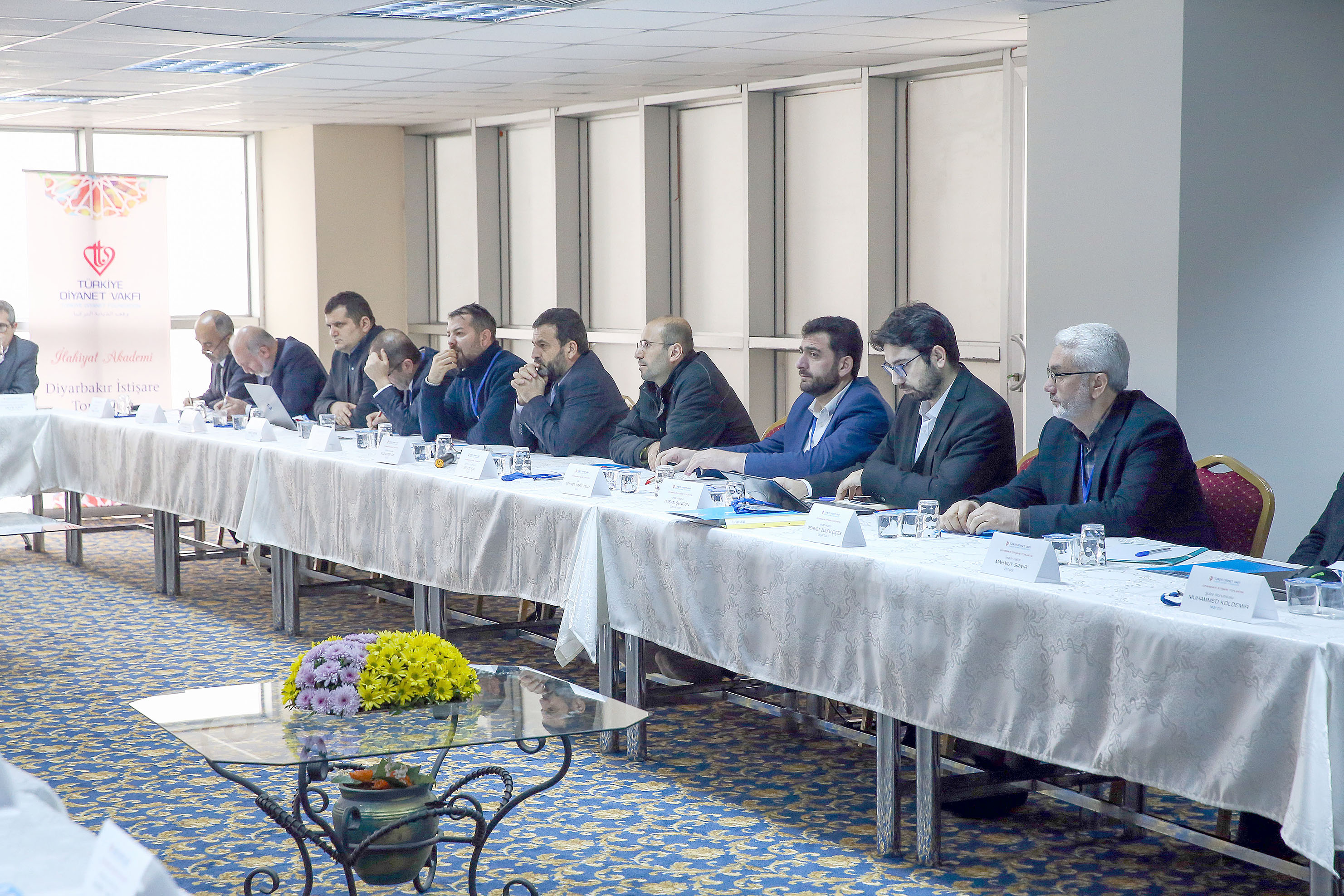 Diyarbakır'da "İlahiyat Akademi" çalıştayı