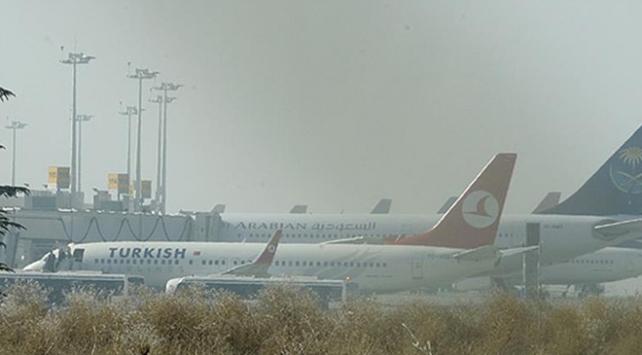 Diyarbakır'da hava ulaşımına sis engeli