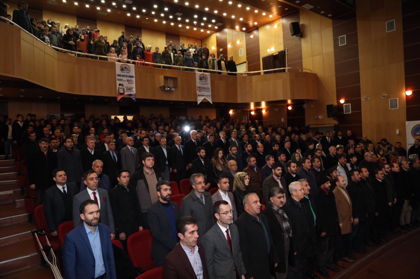 TAVZLILARIN ANLAMLI GECESİ