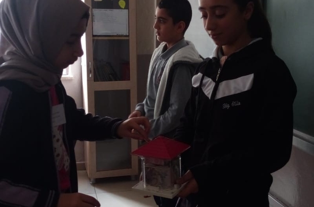 Öğrenci harçlıkları Yemen'e