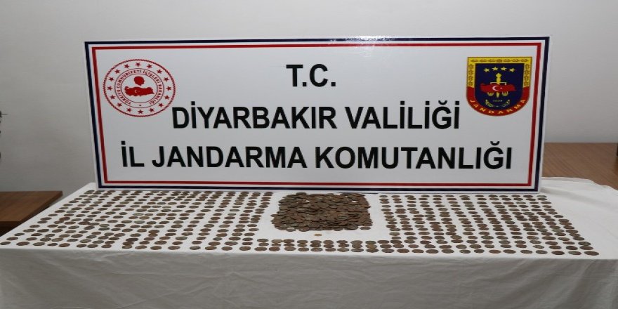 VİDEO- Roma ve Bizans dönemine ait altın ve bronz sikkeleri satmaya çalışırken yakalandı