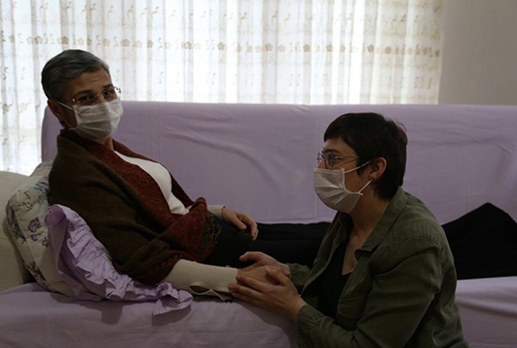 Öcalan: Kimse sağlığını tehlikeye atmamalı