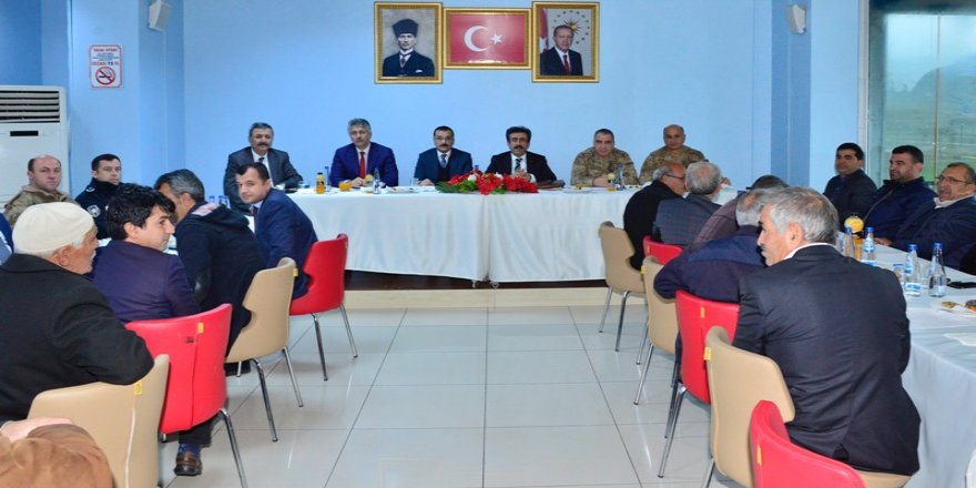 Vali Güzeloğlu Lice'de