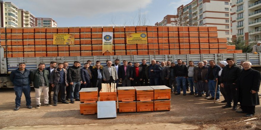 Belediyeden üreticiye kovan desteği