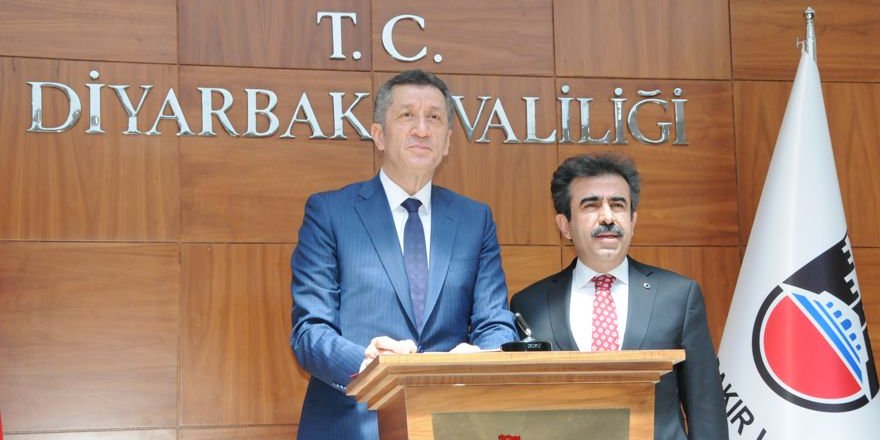Milli Eğitim Bakanı Diyarbakır'da