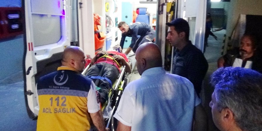 VİDEO - Diyarbakır’da asansör boşluğuna düşen adam yaralandı