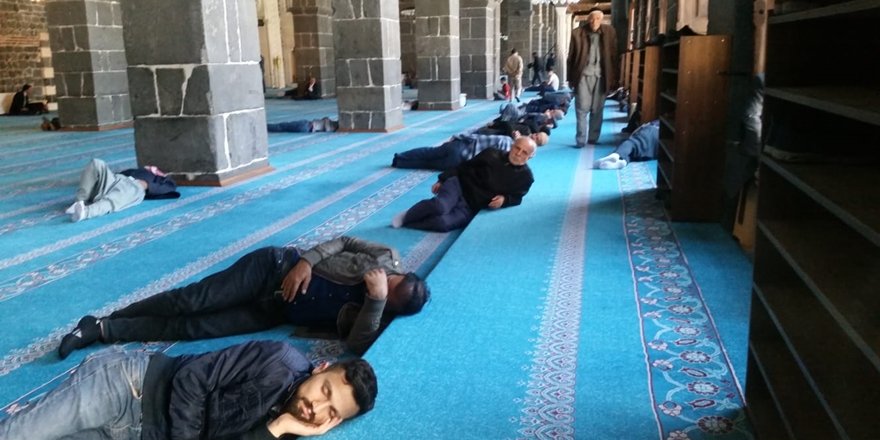 Diyarbakır’da cami palas sezonu açıldı!
