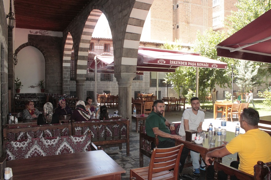 İskender Paşa Konağı’na turist akını