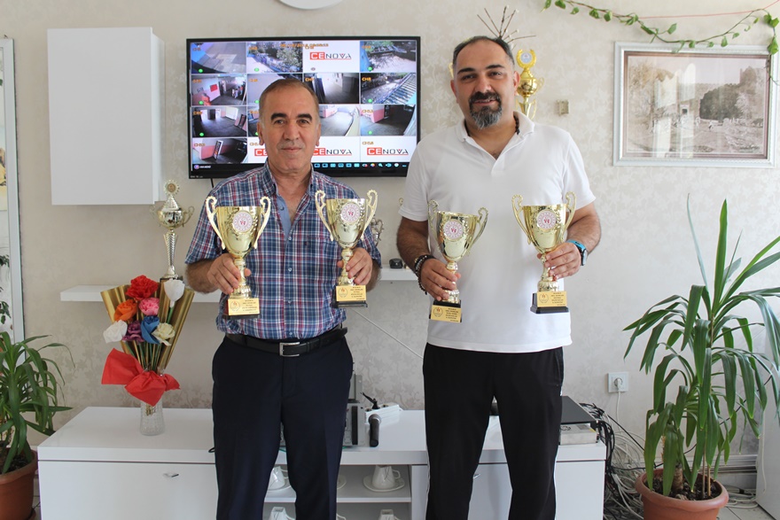 Şair Sırrı Hanım Ortaokulu hem eğitimde hem de sporda adından söz ettirdi